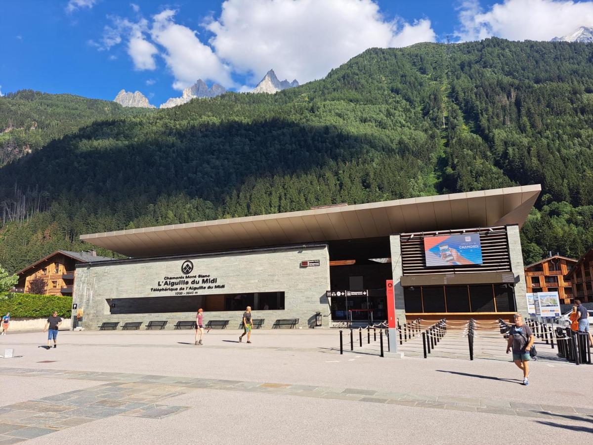 Vue Montblanc Magique En Centre-Ville Avec Parking Chamonix Dış mekan fotoğraf